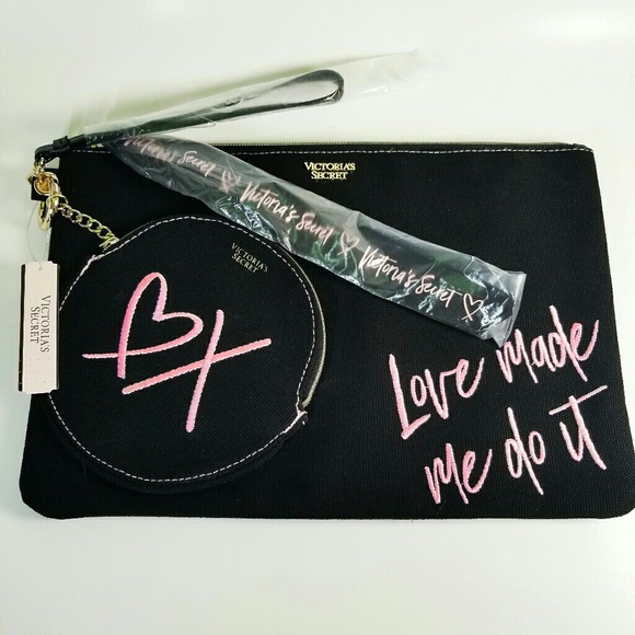 Victoria's Secret Wristlet Set - Picture 1 of 3